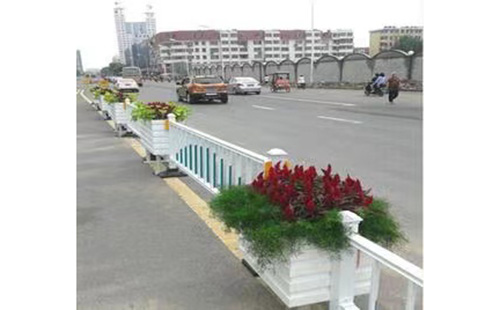 花箱护栏 - 安平县路广丝网制造有限公司图片3